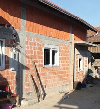 Volonteri Caritasa za sedmeročlanu obitelj